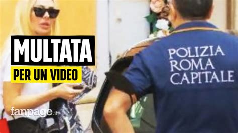 Ilary Blasi multata dopo aver girato il video con stoccata a Totti 